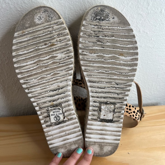 Soda Cheetah Espadrilles Platform Sandals Size 10 - Picture 11 of 11